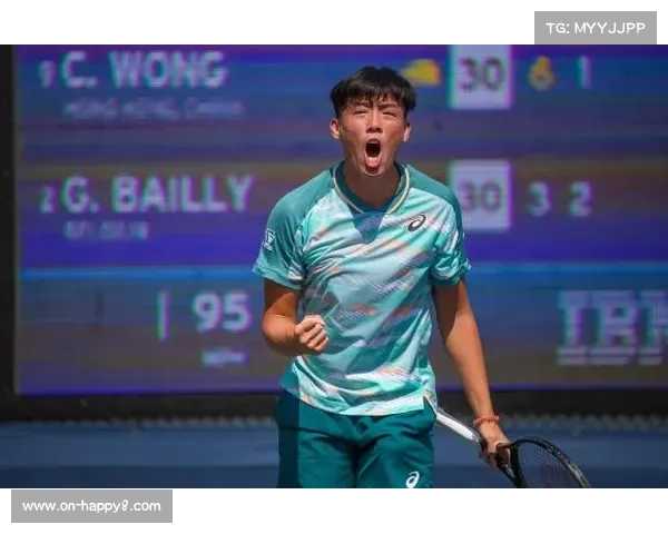 香港网球队教练刘进鉴为全运会之旅打120分，香港队时隔24年再夺牌